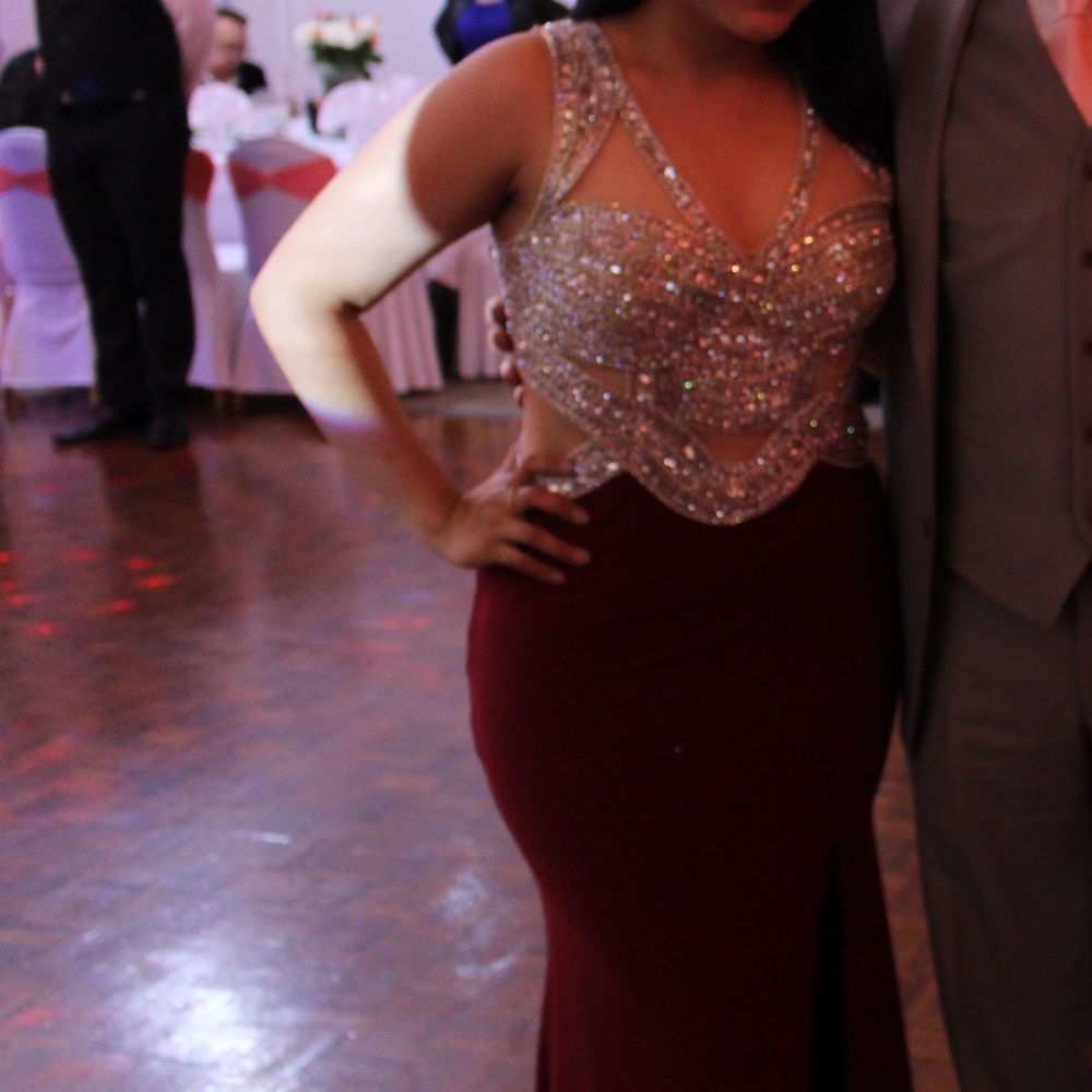 Burgundy Diamond Prom Dress With Slit ⭐️